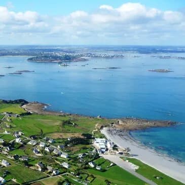 Vol en planeur à moteur à Morlaix dans le Finistère - vue 3