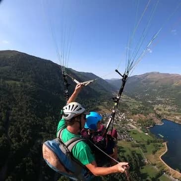 Vol en parapente dans les Hautes-Pyrénées - Vallée de Louron - vue 4