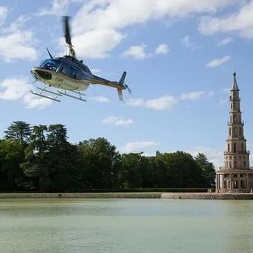 Vol en hélicoptère à Tours au-dessus des châteaux de la Loire - vue 2