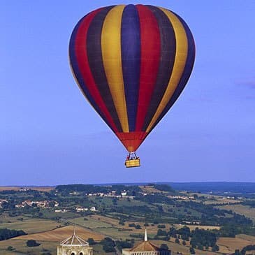 Survol de la Bourgogne en montgolfière - vue 2
