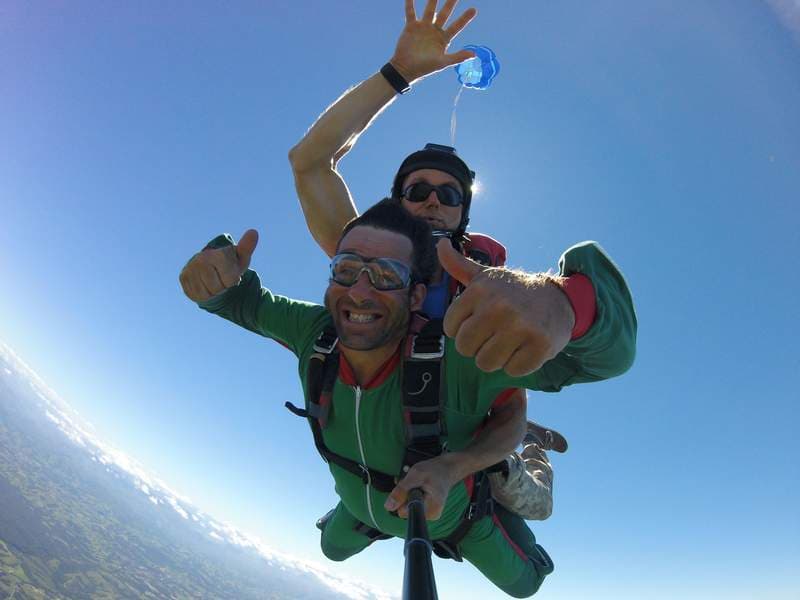 Saut en parachute tandem à Biarritz Saut en parachute tandem à Biarritz