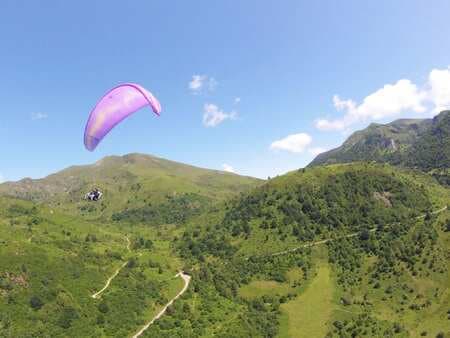 Baptême en parapente à Foix pour les enfants de 4 à 12 ans - vue 2
