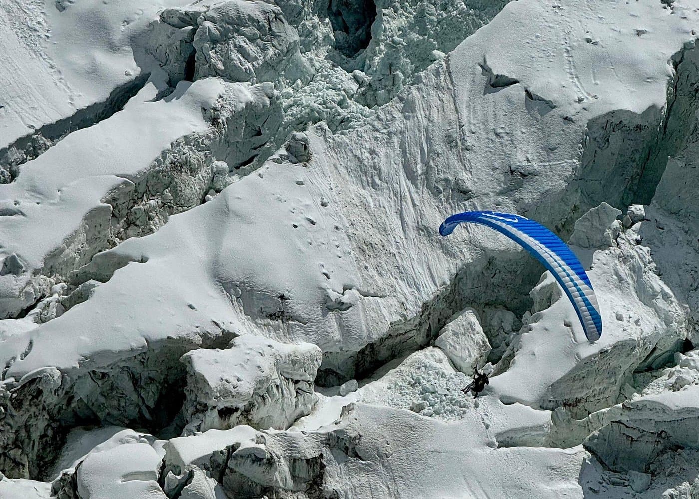 Vol en parapente face au Mont-Blanc - vue 3