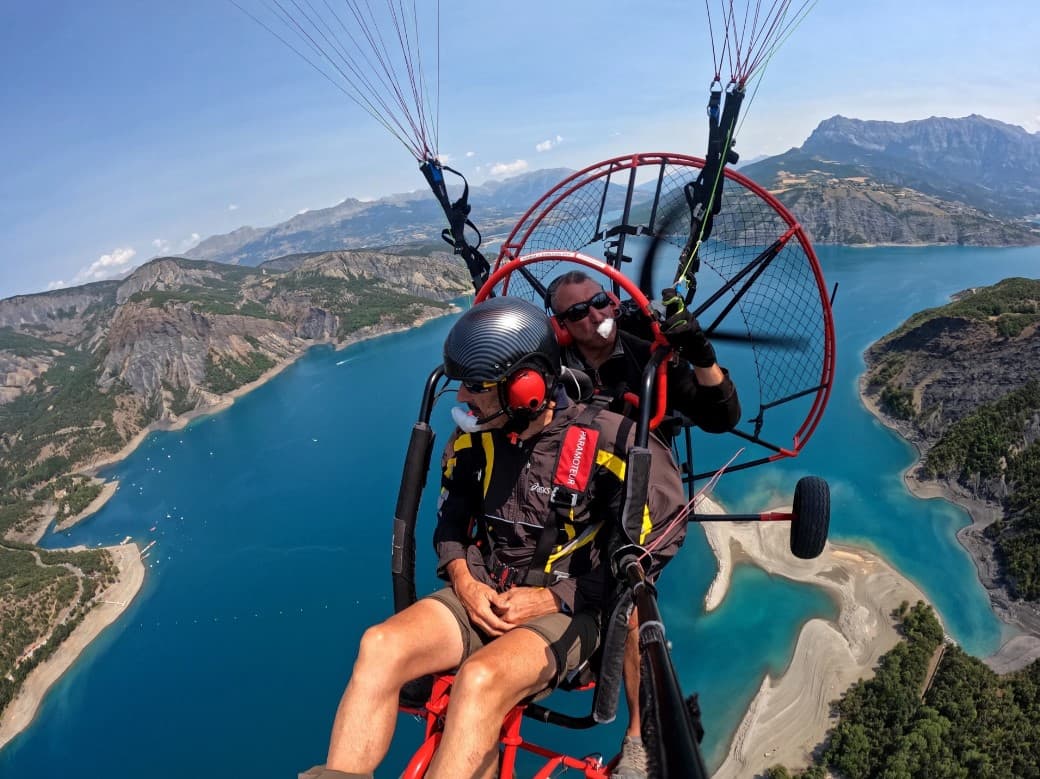 Vol découverte en paramoteur lac de Serre-Ponçon (05) - vue 9