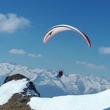 Vol en parapente à skis dans les Hautes Pyrénées - vue 2