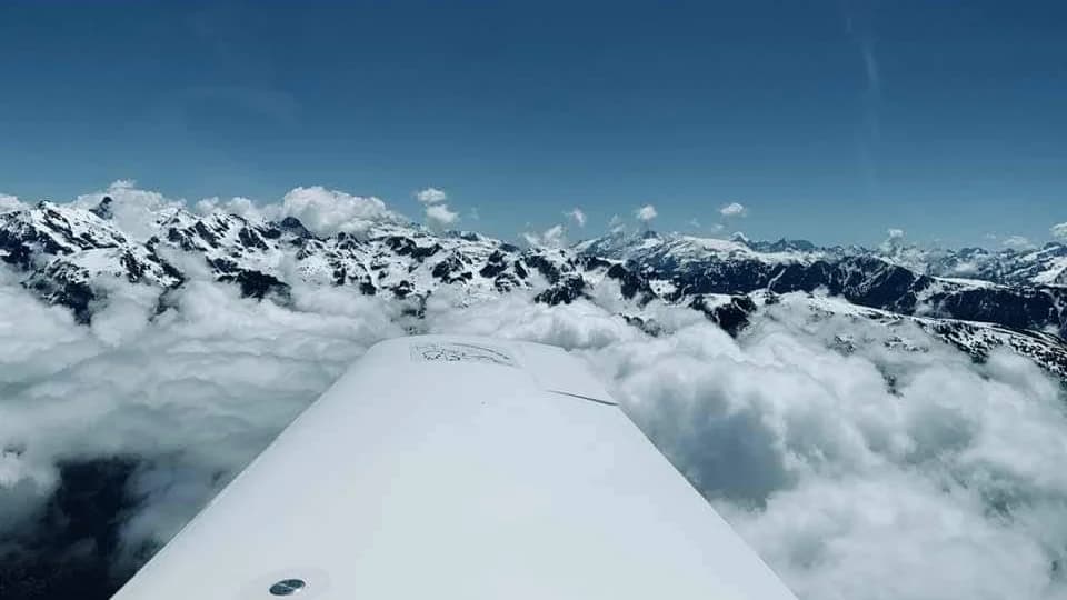 Vol découverte en ULM dans les Hautes Alpes Vol découverte en ULM dans les Hautes Alpes