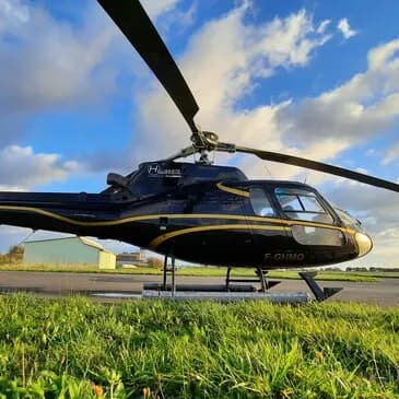 Baptême en hélicoptère autour de Dinan en Bretagne - vue 2